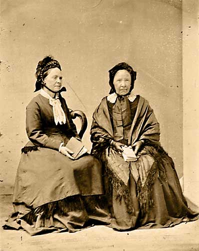 tintype of Sarah Wright and Elizabeth Graydon