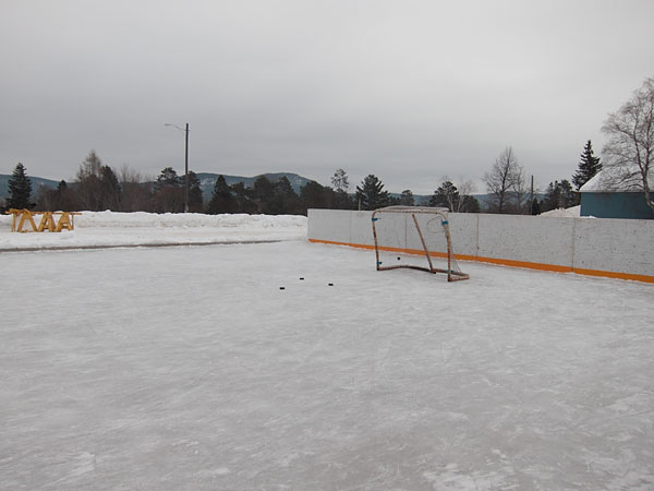 hockey rink at Hill Park in Deep River