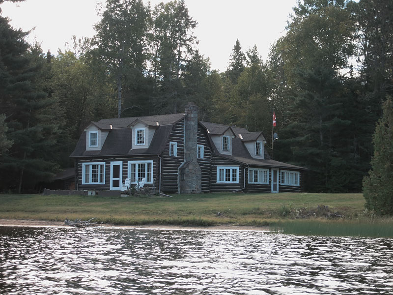 Cottage on Little Cauchon Lake in Algonquin Park
