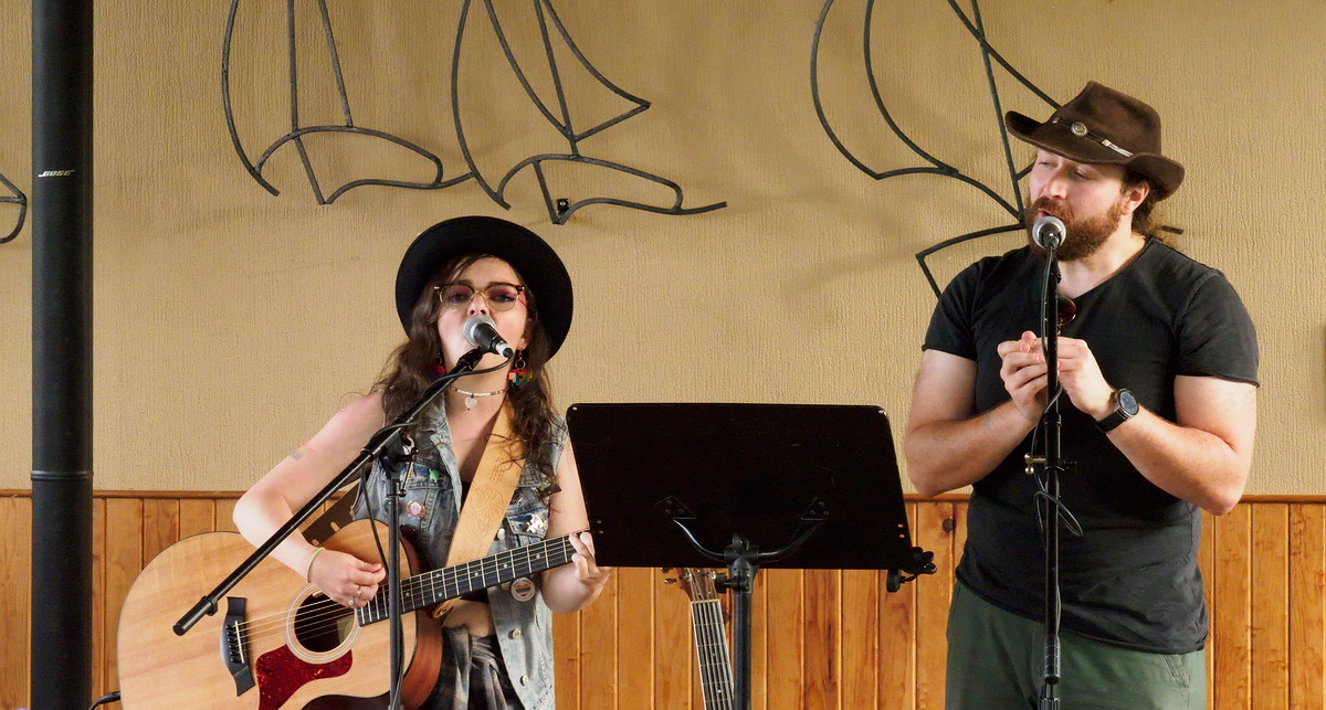 The Long and Short performs at The Hexagon in Deep River 20230617