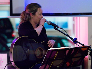 The Broome Turners perform at Long Shots Sports Cafe in Deep River  2023 January 14