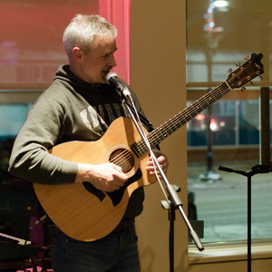 Open mic at Long Shots Sports Cafe in Deep River  20230117