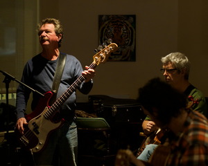 Open mic at Long Shots Sports Cafe in Deep River  20230207