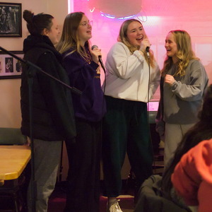 Karaoke at Long Shots Sports Cafe in Deep River  20230218