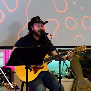 The Long and Short perform at Long Shots Sports Cafe in Deep River  20230401