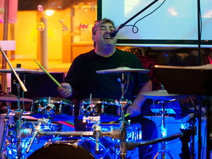 The Lonesome Dreamers perform at Long Shots Sports Cafe in Deep River  20230408