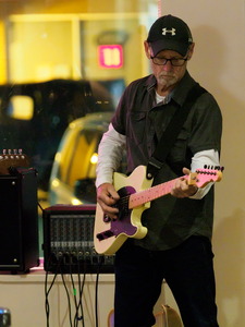 Open mic at Long Shots Sports Cafe in Deep River  20230606