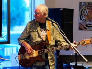 Lock Stock and Barrel perform at Long Shots Sports Cafe in Deep River  20230610