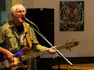 Lock Stock and Barrel perform at Long Shots Sports Cafe in Deep River  20230610