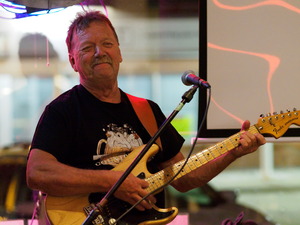 Lock Stock and Barrel perform at Long Shots Sports Cafe in Deep River  20230610