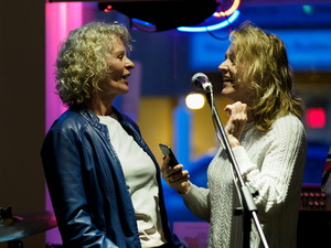 Open mic at Long Shots Sports Cafe in Deep River  20230613
