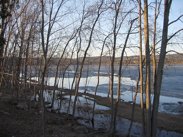 Ottawa River with ice at Deep River