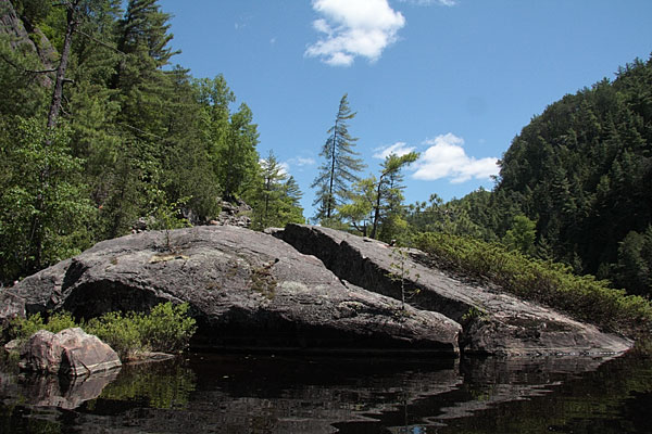 split rock in the Barron Canyon in Algonquin Park