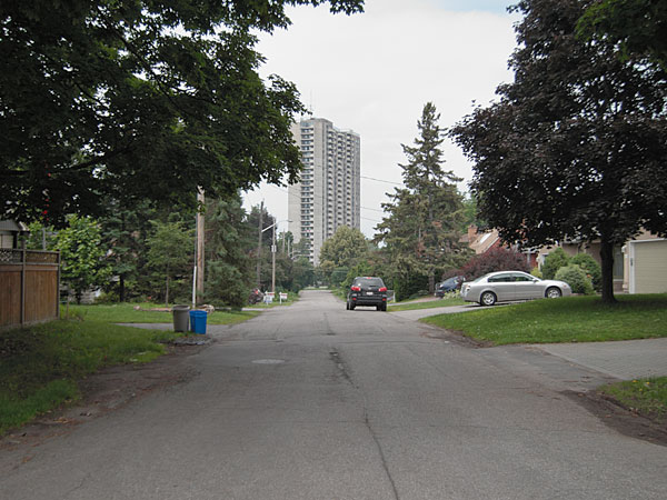 Harcourt Avenue in Ottawa